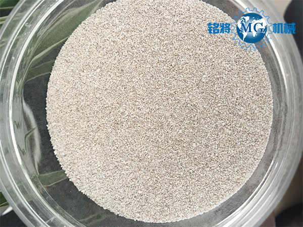 ?；⒅楹驼渲閹r的主要區別